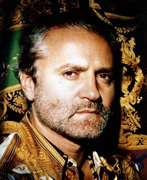 foto di gianni versace ferito|gianni versace.